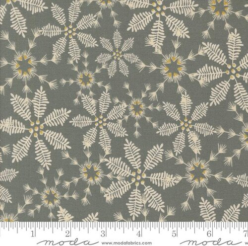 Old World Yuletide Fog Snowflake
