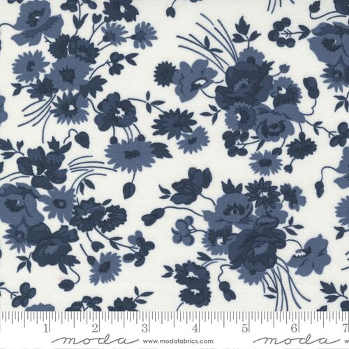 Nantucket Summer Cream Navy Dark