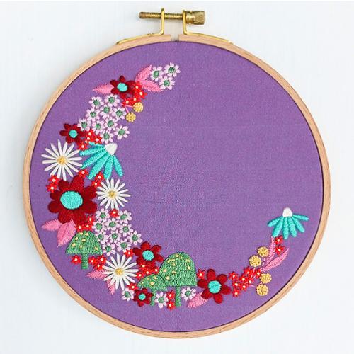 Embroidery Kit Flora Luna