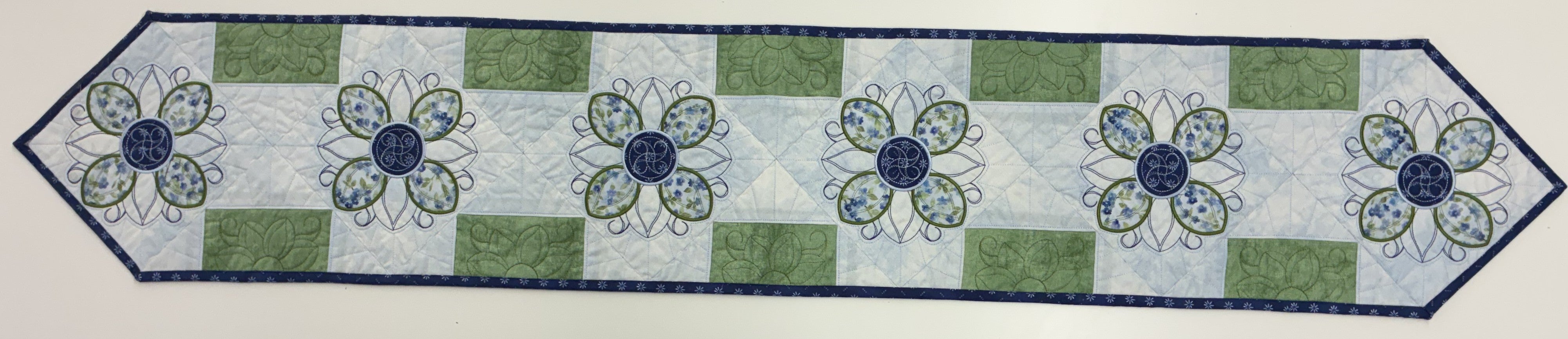 HoopSisters Quilt-In-The-Hoop Master Class