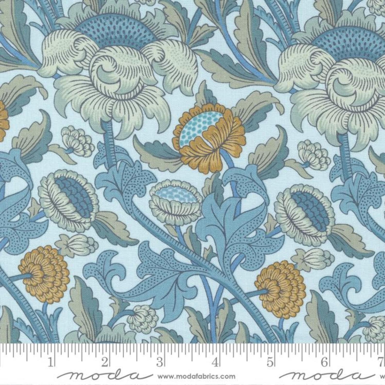 Morris Meadow Aquamarine Large floral